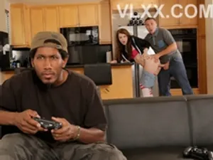 Con đĩ cúp F, vừa sờ mó vừa quan hệ cùng lúc thật tuyệt